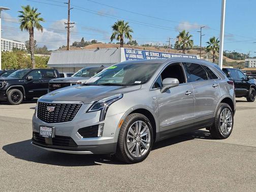 Argent Silver Metallic 2026 Cadillac XT5 Premium Luxury