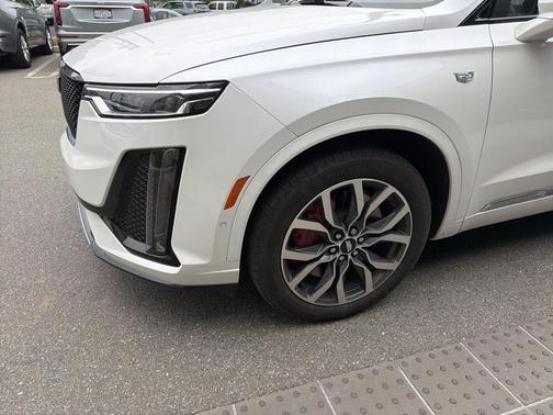 2023 Cadillac XT6 Sport AWD