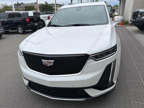 2023 Cadillac XT6 Sport AWD
