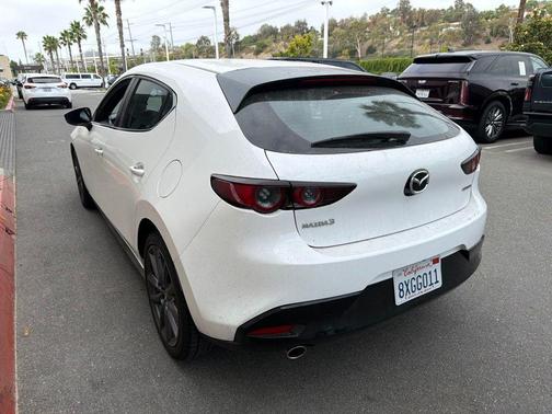 Snowflake White Pearl Mica 2021 Mazda Mazda3 FWD w/Select Package