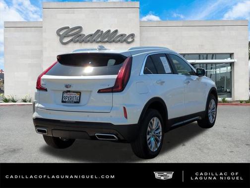2025 Cadillac XT4 Premium Luxury