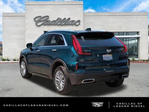 2025 Cadillac XT4 Premium Luxury