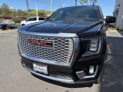 2023 GMC Yukon XL Denali