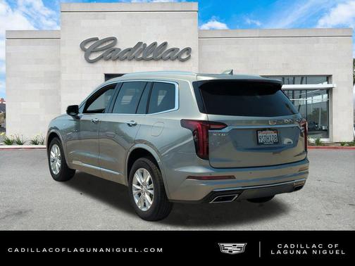 2025 Cadillac XT6 Luxury FWD