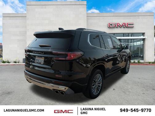 2024 GMC Acadia Denali