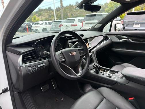 Crystal White Tricoat 2023 Cadillac XT6 Sport AWD