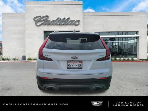 2022 Cadillac XT4 Premium Luxury