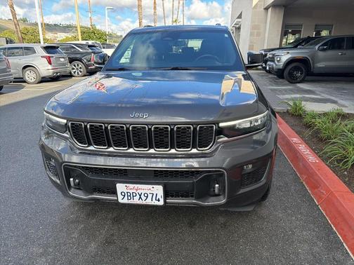 2022 Jeep Grand Cherokee Overland