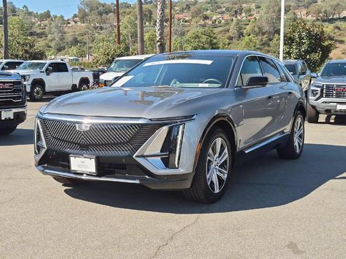 Argent Silver Metallic 2024 Cadillac LYRIQ Tech