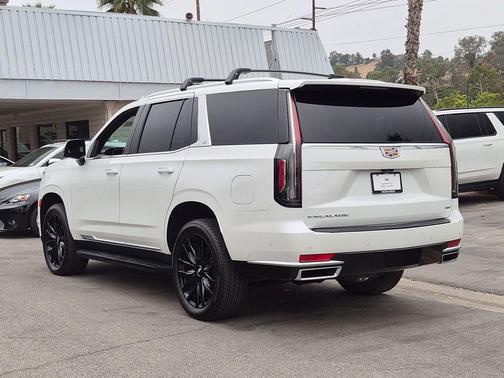 Crystal White Tricoat 2023 Cadillac Escalade Premium Luxury