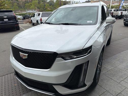 Crystal White Tricoat 2024 Cadillac XT6 Sport AWD