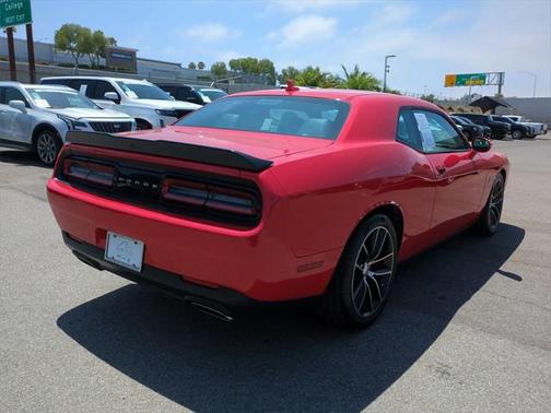 2016 Dodge Challenger R/T Scat Pack