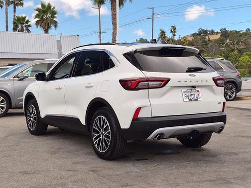 White Metallic 2024 Ford Escape PHEV SE
