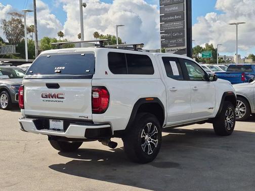 Summit White 2023 GMC Canyon AT4