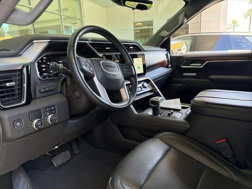 Summit White 2024 GMC Sierra 1500 Denali