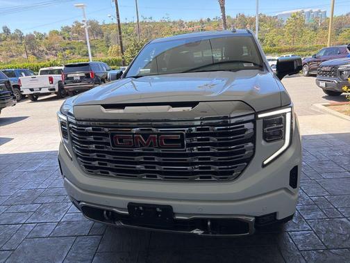 Summit White 2024 GMC Sierra 1500 Denali
