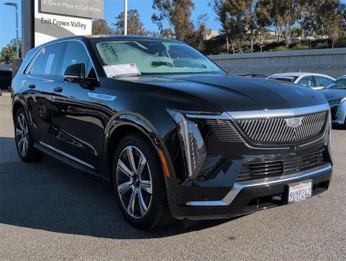 2025 Cadillac Escalade IQ Luxury 2