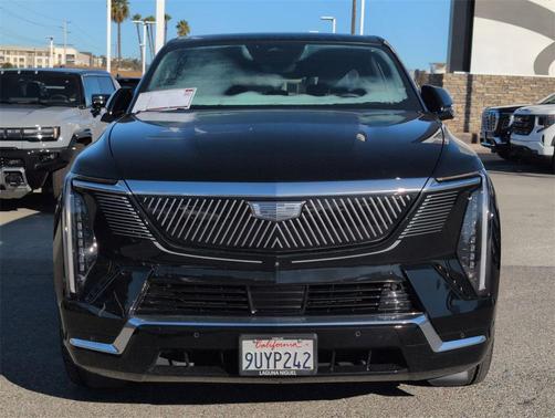 2025 Cadillac Escalade IQ Luxury 2