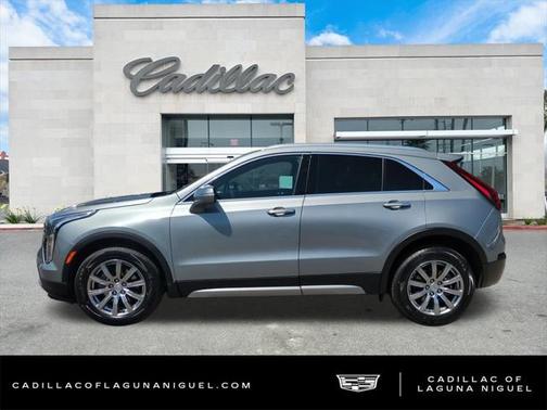 2023 Cadillac XT4 Premium Luxury