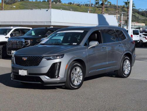 2023 Cadillac XT6 Luxury FWD