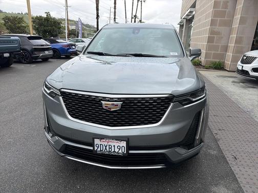 2023 Cadillac XT6 Luxury FWD