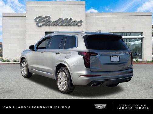 2023 Cadillac XT6 Luxury FWD