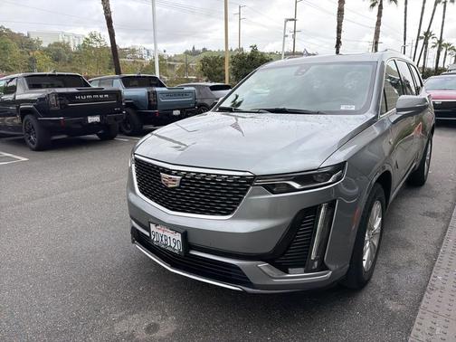 2023 Cadillac XT6 Luxury FWD