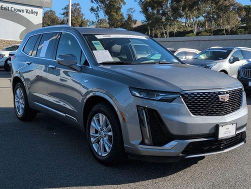 2023 Cadillac XT6 Luxury FWD