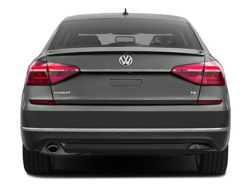 Reflex Silver Metallic 2017 Volkswagen Passat 1.8T R-Line w/Comfort