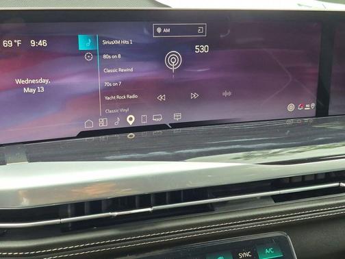 Argent Silver Metallic 2026 Cadillac Escalade Sport