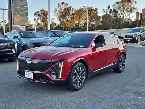 2025 Cadillac LYRIQ Sport