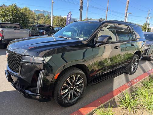 2023 Cadillac Escalade Sport