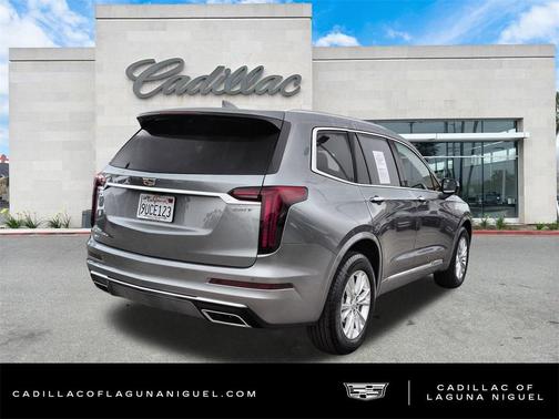 2025 Cadillac XT6 Luxury AWD