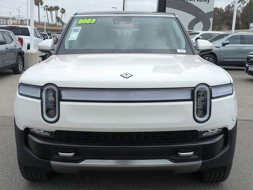 2023 Rivian R1S Adventure
