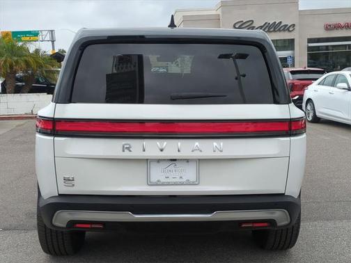 2023 Rivian R1S Adventure