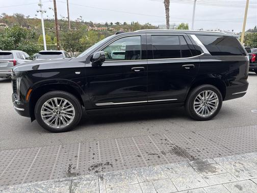 2026 Cadillac Escalade Luxury