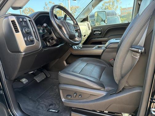 2019 GMC Sierra 2500 Denali