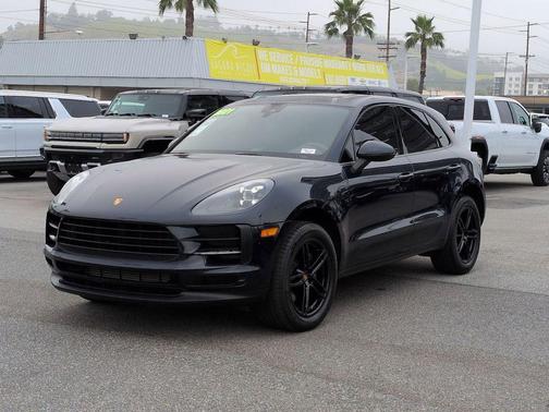 Blue 2021 Porsche Macan Macan S