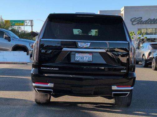 2025 Cadillac Escalade ESV Premium Luxury