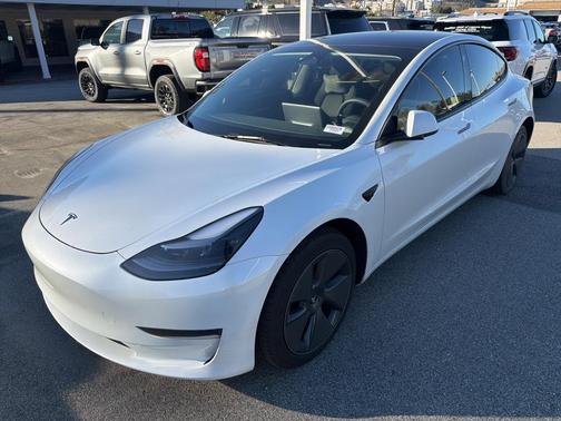 2023 Tesla Model 3 Standard Range