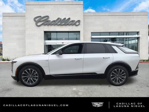 2025 Cadillac LYRIQ Sport