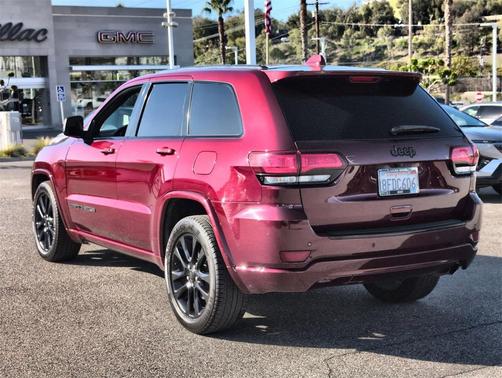 2018 Jeep Grand Cherokee Altitude