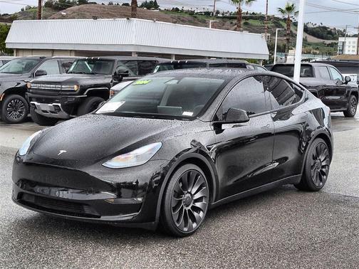 2024 Tesla Model Y Performance