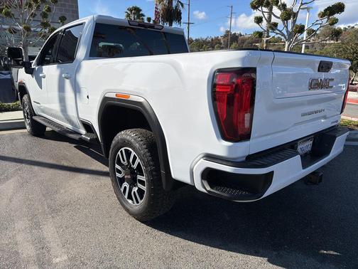 2023 GMC Sierra 2500 AT4