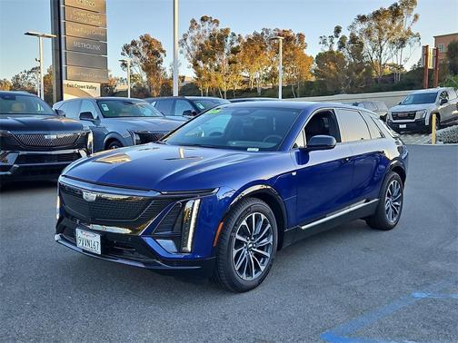 2025 Cadillac LYRIQ Sport