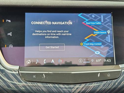 Argent Silver Metallic 2024 Cadillac XT6 Premium Luxury FWD