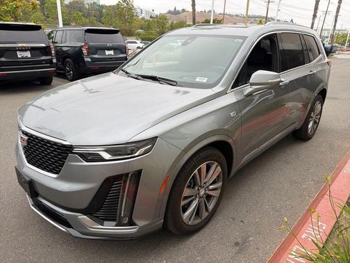 Argent Silver Metallic 2024 Cadillac XT6 Premium Luxury FWD