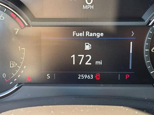Crystal White Tricoat 2023 Cadillac XT4 Premium Luxury