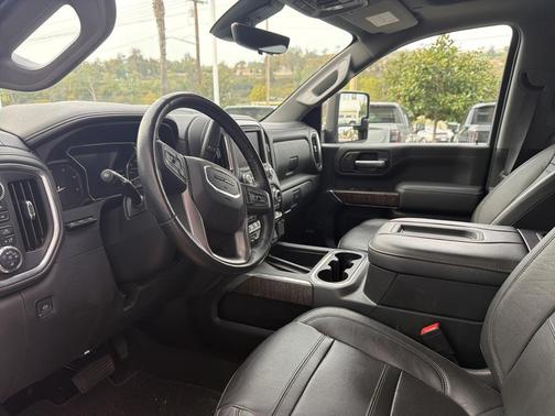 2022 GMC Sierra 2500 Denali