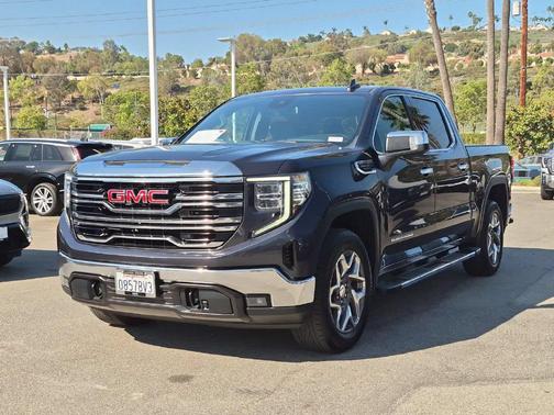 Titanium Rush Metallic 2023 GMC Sierra 1500 SLT